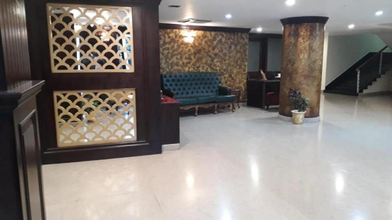 Hotel Atithi Гувахати Экстерьер фото