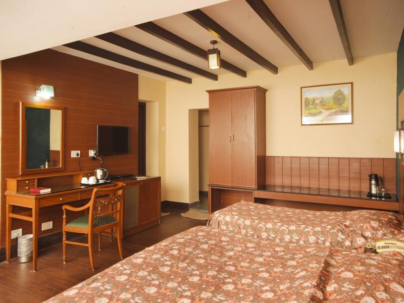Hotel Atithi Гувахати Экстерьер фото